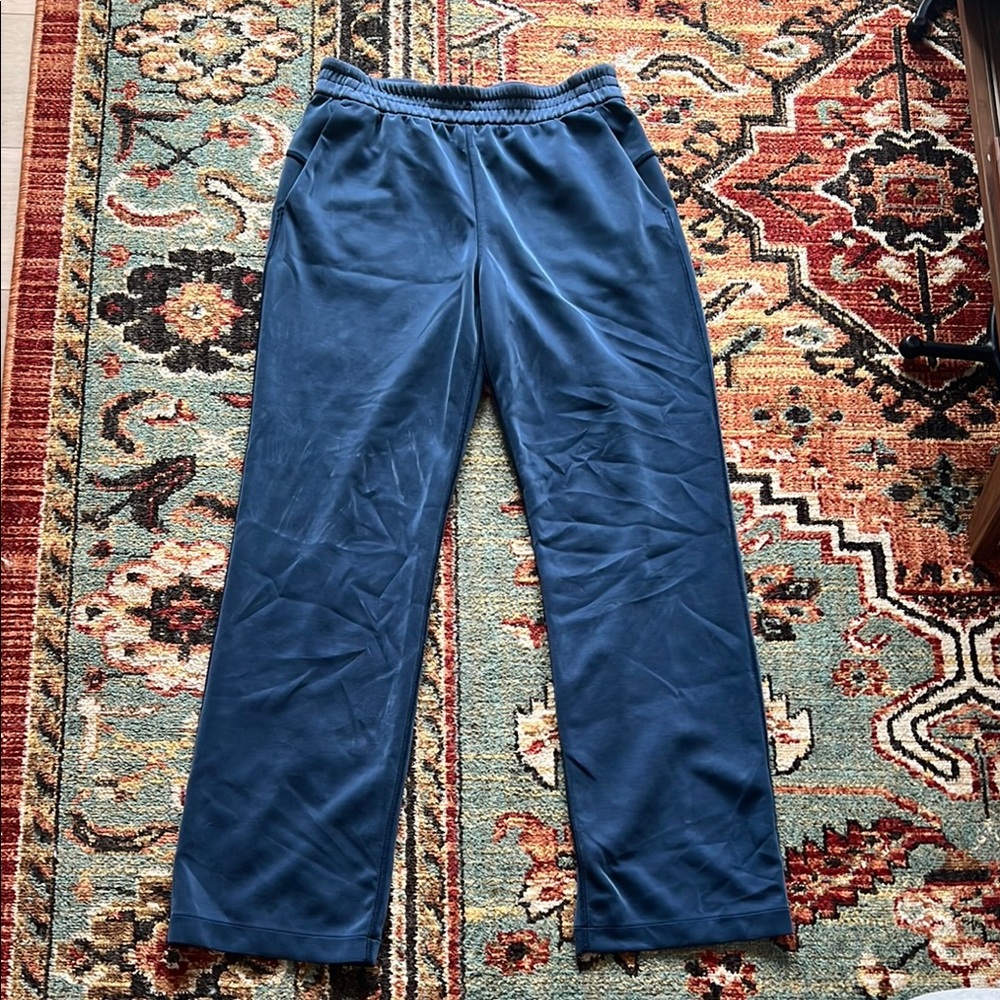 Lululemon Softstreme High Rise Pants Size 8